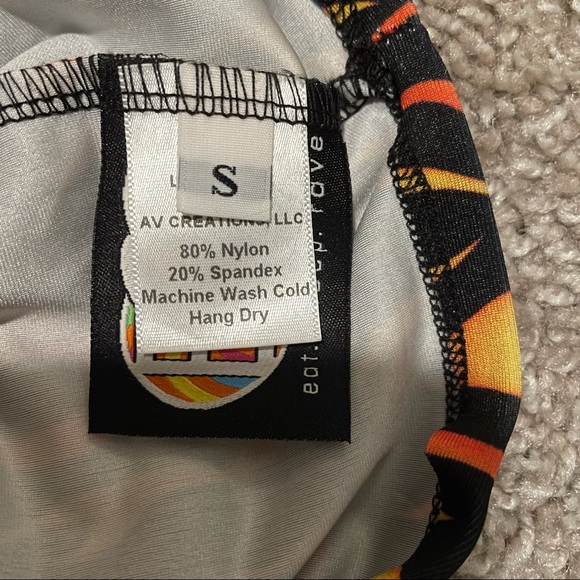 Flame crop top - Picture 2 of 3